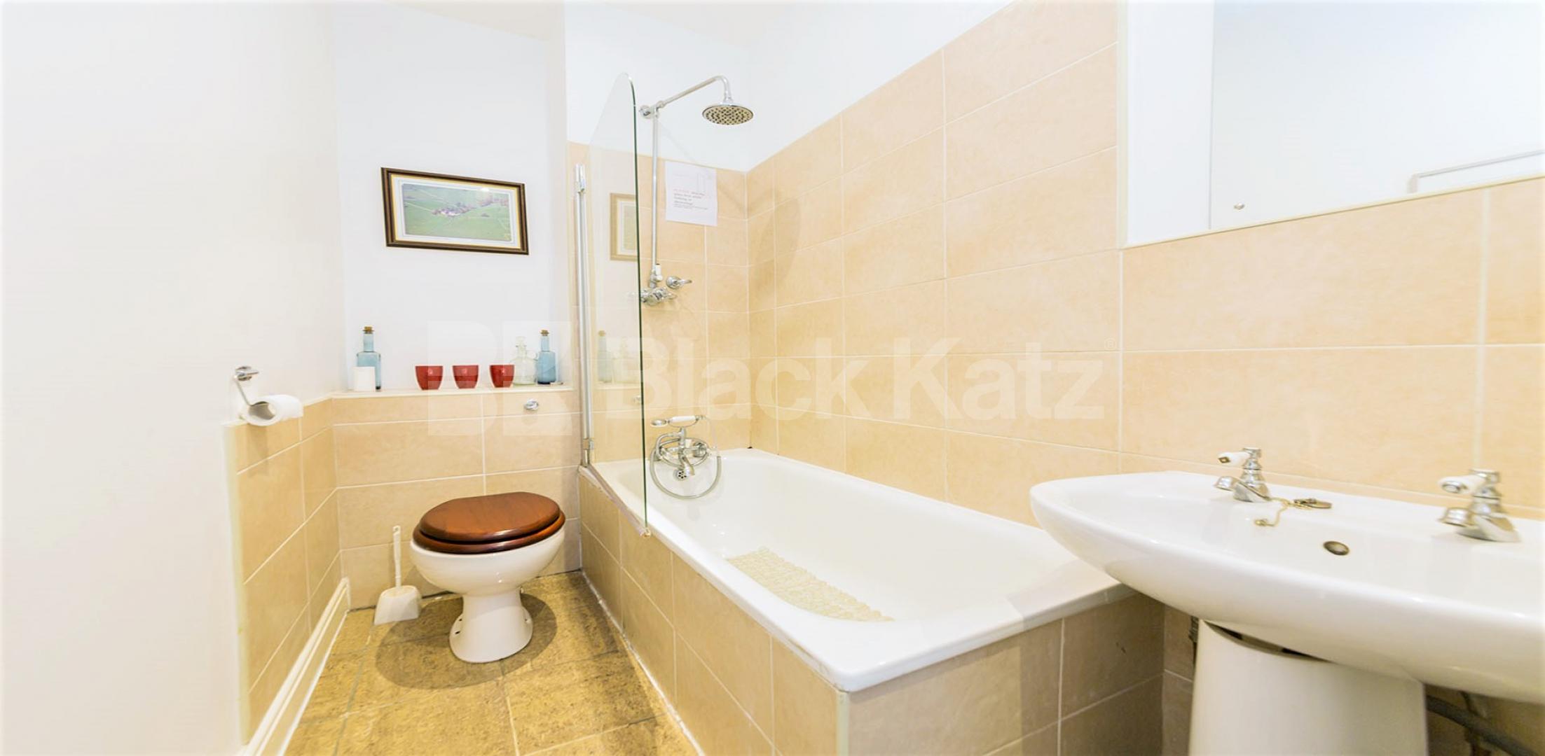 Modern Sharers Apartment Dyne Road, Kilburn